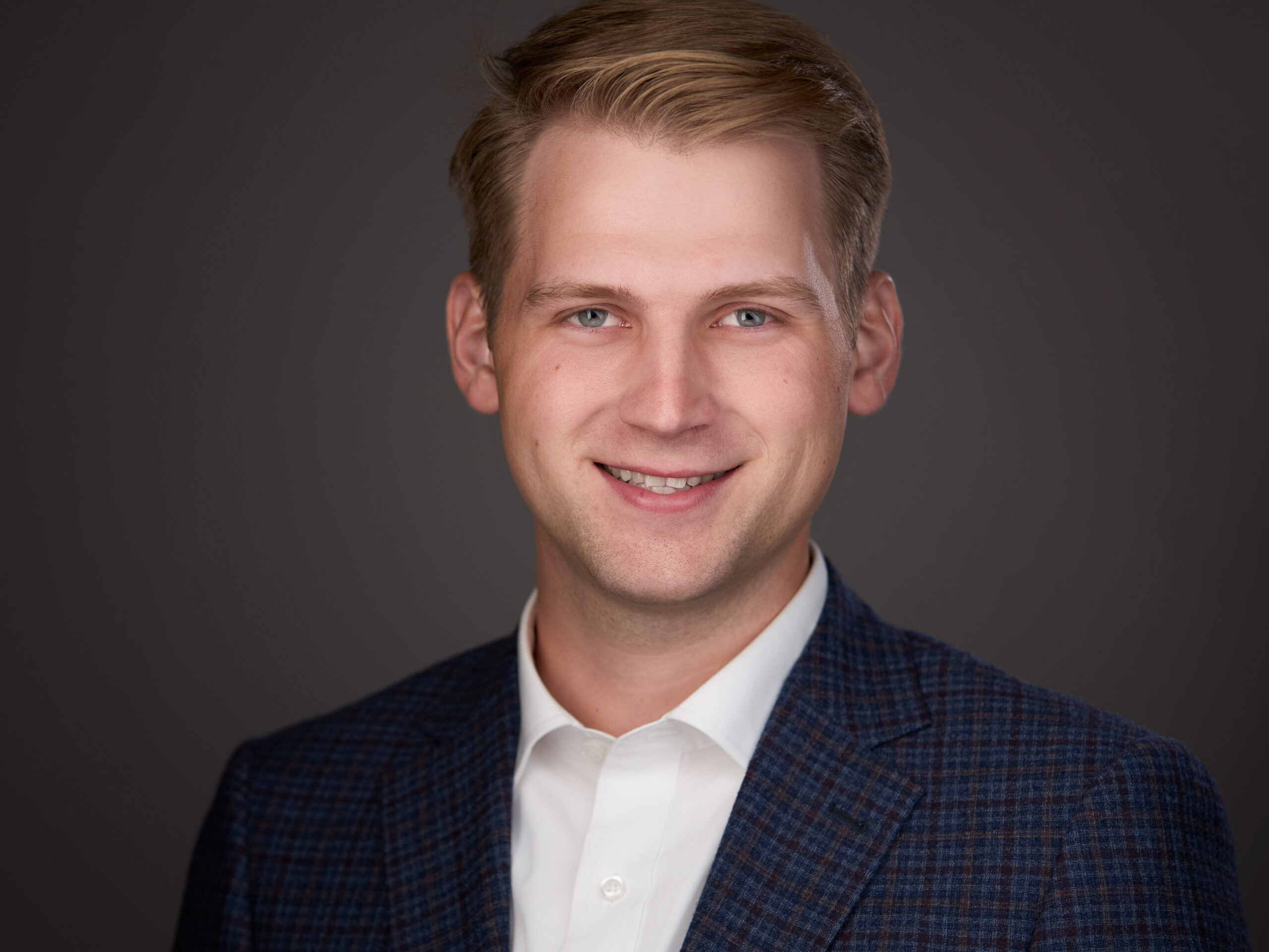 Headshot of Grantham Hill